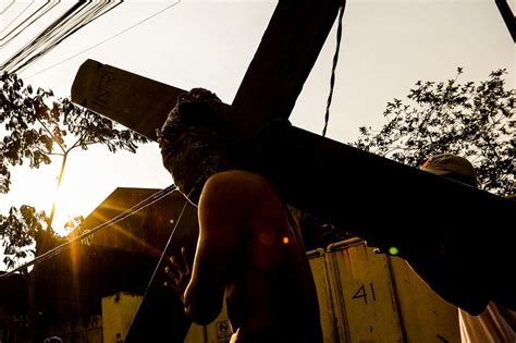 dakip.com|Dakip, a Bulacan towns extreme show of faith